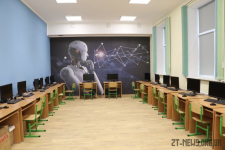 Учні школи №10 відтепер вчитимуться в оновленому навчальному закладі