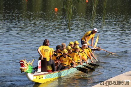 В Житомирі вперше відбувся чемпіонат України з веслування на човнах «Дракон»