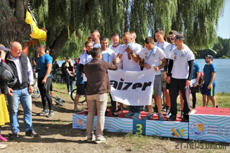 В Житомирі вперше відбувся чемпіонат України з веслування на човнах «Дракон»