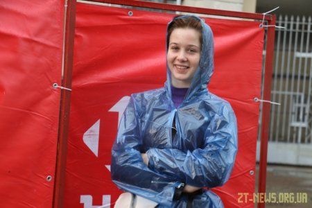 Спортивні вихідні у Житомирі - ярмарок спорту, фітнес день та Космічний Нова Пошта Напівмарафон