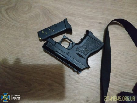 СБУ затримала у Житомирській області організатора угруповання, яке постачало зброю кримінальникам