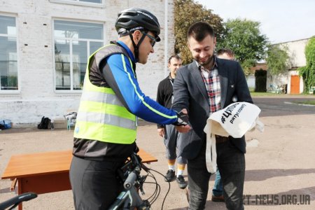 Велошкола для учнів Житомира зібрала понад 100 учасників