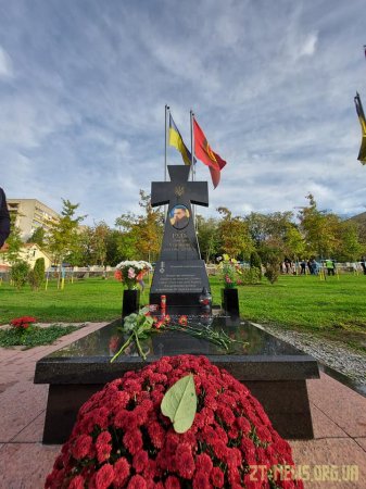 У Житомирі висадили 28 дубів в пам'ять про загиблих військових