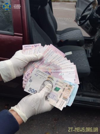 На Житомирщині СБУ затримала старшого слідчого поліції на хабарі 