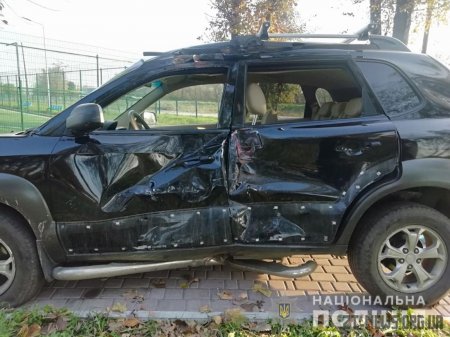 Поблизу Житомира вантажівка зіткнулася з легковиком: 1 людина потрапила до лікарні