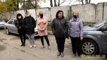 У житомирській триповерхівці тріскаються стіни і просідає підлога