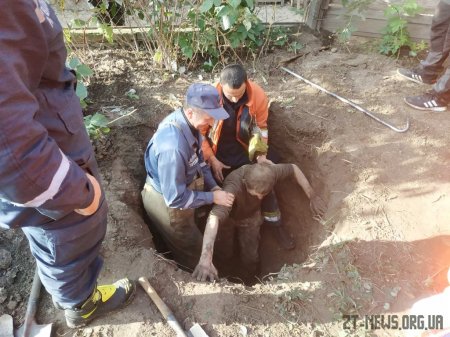 На Житомирщині чоловік провалився у колодязь і не міг самостійно вибратися