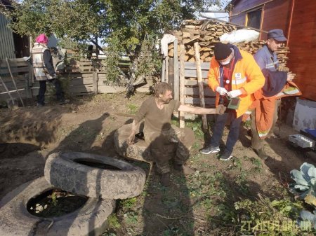 На Житомирщині чоловік провалився у колодязь і не міг самостійно вибратися