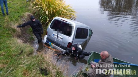 На Житомирщині поліцейські виявили зниклих безвісти батька та сина у річці Случ