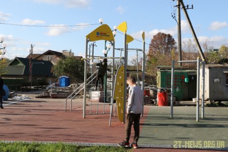 Реконструкція набережної річки Тетерів триває