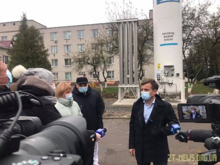 У житомирській лікарні №2 з’явився кріоциліндр, який використовуватимуть для лікування пацієнтів із COVID-19