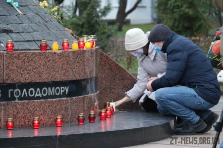 Житомиряни вшанували пам'ять жертв голодоморів