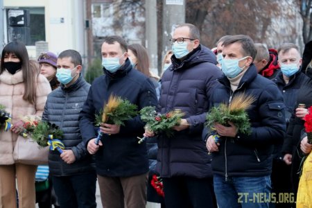 Житомиряни вшанували пам'ять жертв голодоморів