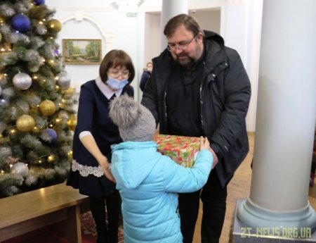 У Житомирі провели соціальну акцію «Різдво в коробці»