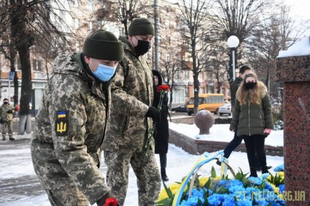 У День Соборності України в Житомирі вшанували пам’ять відомих українських діячів
