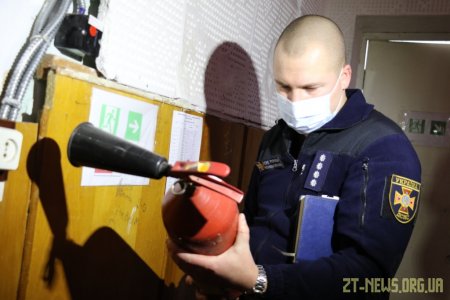 У Житомирі рятувальники обстежують дошкільні навчальні заклади та школи