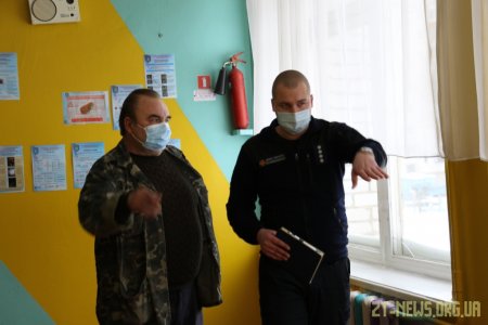 У Житомирі рятувальники обстежують дошкільні навчальні заклади та школи