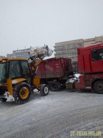 Комунальні служби у Житомирі вивезли близько 700 тонн снігу