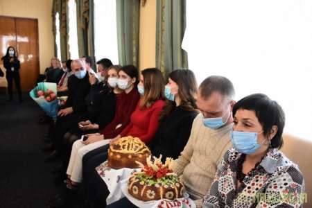 25 жінок Житомирщини отримали почесне звання «Мати-героїня»