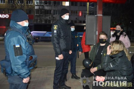 У Житомирі поліцейські збільшили кількість нарядів на вулицях