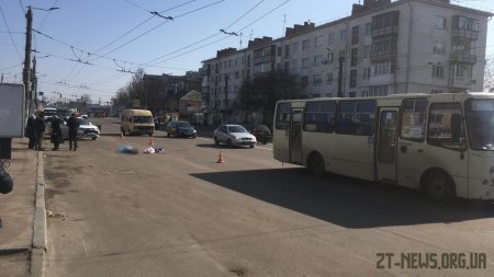 У Житомирі на Київській автомобіль насмерть збив пішохода
