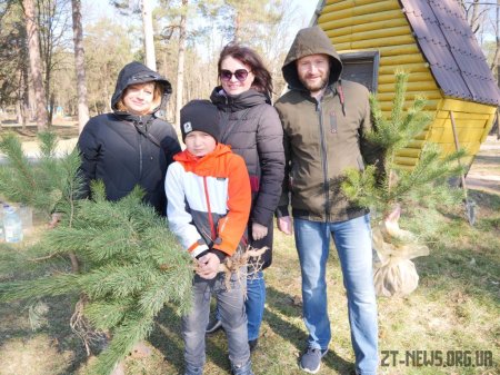 У Житомирі висадили 1000 нових дерев за день