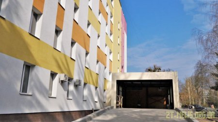На території лікарні №1 встановили 2-тонний резервуар для рідкого кисню