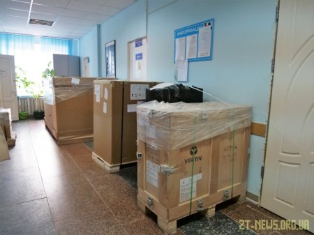 На території лікарні №1 встановили 2-тонний резервуар для рідкого кисню