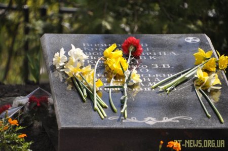 У Житомирі вшанували пам'ять загиблих ліквідаторів аварії на Чорнобильській АЕС
