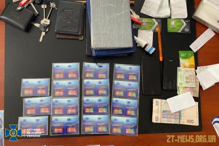 На Житомирщині СБУ викрила на корупції двох посадовців поліції