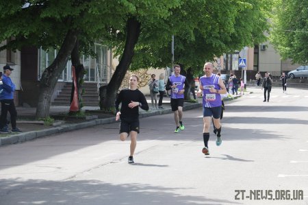 Вдруге у Житомирі відбувся благодійний пробіг «Біжу за життя»