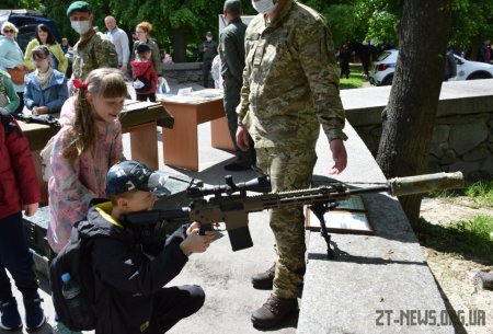 Майстер-класи, святкові концерти, ігри - у Житомирі святкують Міжнародний день захисту дітей