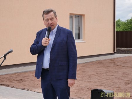 20 дітей-сиріт та дітей, позбавлених батьківського піклування, незабаром переступлять поріг своїх домівок