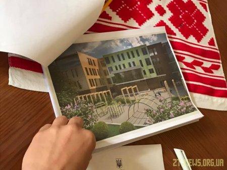 Міська рада та школа «Всесвіт» підписали договір про наміри будівництва нового навчального корпусу