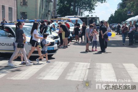 У Житомирі вперше провели забіг єдності «Поліція передає естафету»