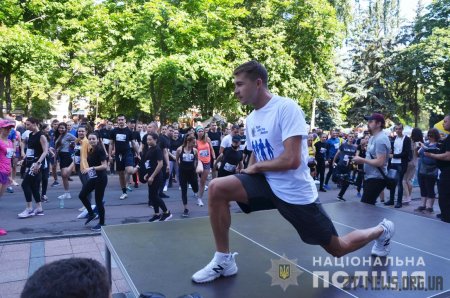 У Житомирі вперше провели забіг єдності «Поліція передає естафету»