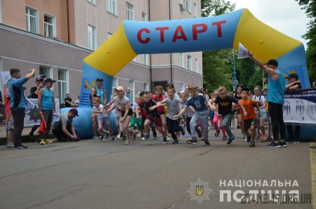 У Житомирі вперше провели забіг єдності «Поліція передає естафету»