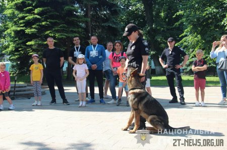 У Житомирі вперше провели забіг єдності «Поліція передає естафету»
