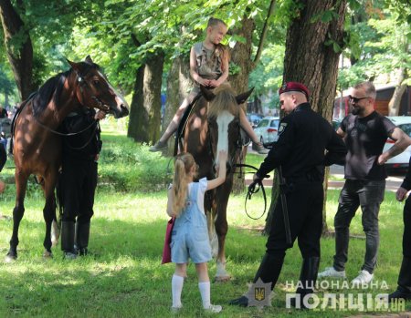 У Житомирі вперше провели забіг єдності «Поліція передає естафету»