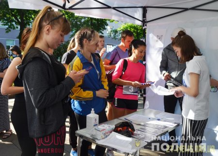 У Житомирі вперше провели забіг єдності «Поліція передає естафету»