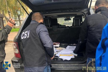 У Житомирі іноземець створив декілька фіктивних будівельних фірм для виготовлення підроблених документів