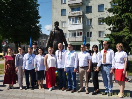 25 річницю Конституції України відзначили у Житомирі