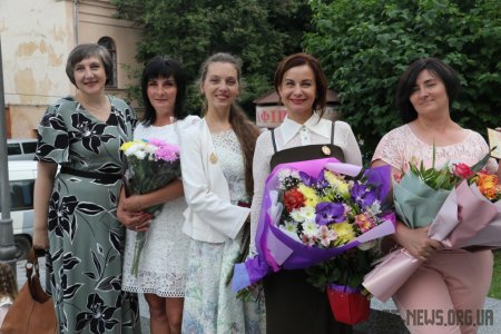 Шестеро житомирянок отримали почесне звання «Мати-героїня»