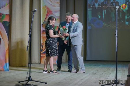 Шестеро житомирянок отримали почесне звання «Мати-героїня»
