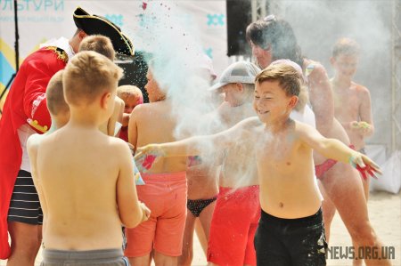 Фотозони, конкурси, театралізоване дійство, фаєр-шоу та дискотека - у Житомирі відсвяткували Івана Купала