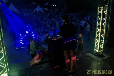 Фотозони, конкурси, театралізоване дійство, фаєр-шоу та дискотека - у Житомирі відсвяткували Івана Купала