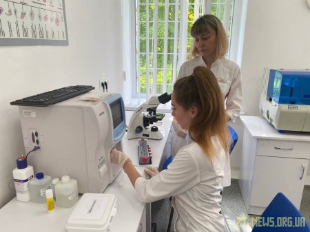 У житомирській лікарні №1 запрацювала оновлена лабораторія
