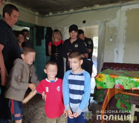 В Ушомирській громаді поліція зафіксувала випадки нехтування батьківськими обов’язками