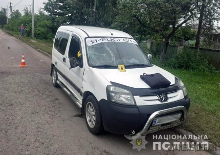 У Коростені під колеса автомобіля потрапив пішохід