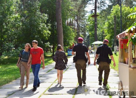 Поліцейські посилили патрулювання території гідропарку